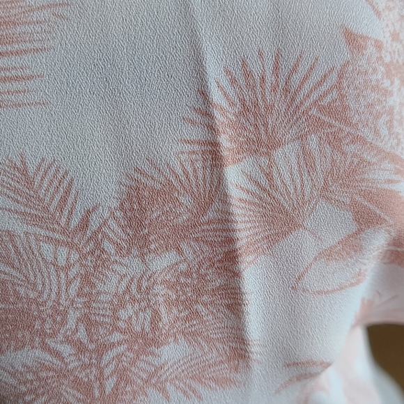 RW&CO sleevless top - Picture 2 of 5